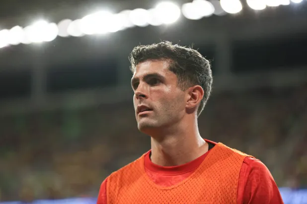 الأميركي كريستيان بوليسيتش نجم ميلان (أ.ف.ب)