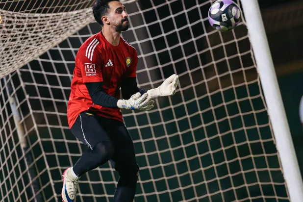 الحارس الدولي نواف العقيدي (نادي النصر).