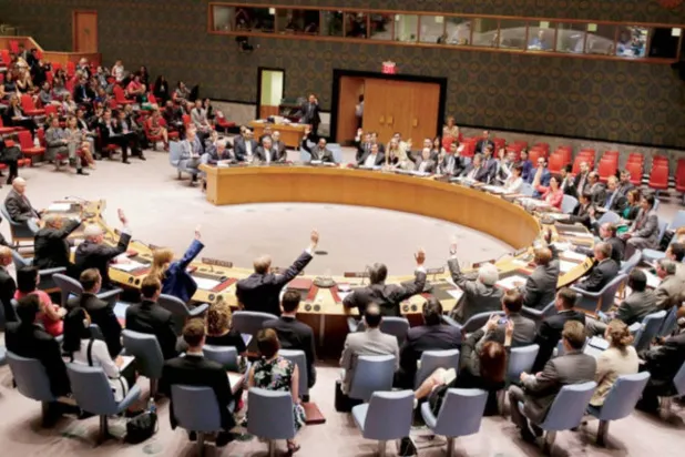 مجلس الأمن يصوت بالإجماع على القرار «2231» بعد أسبوع من توقيع الاتفاق النووي بفيينا في 20 يوليو 2015 (أرشيفية - الأمم المتحدة)