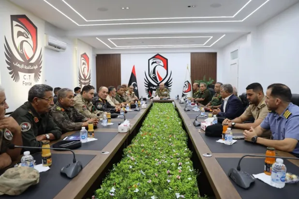 جانب من اجتماعات الحداد في الخمس (إدارة التوجيه المعنوي)