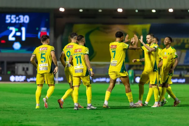 الخليج لم يجد صعوبة في تجاوز ضيفه الرياض (تصوير: عيسى الدبيسي)