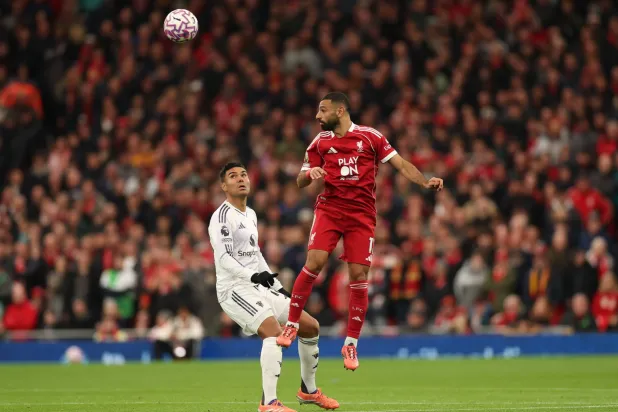 مان يونايتد هزم ليفربول بملعبه بجدارة (إ.ب.أ)