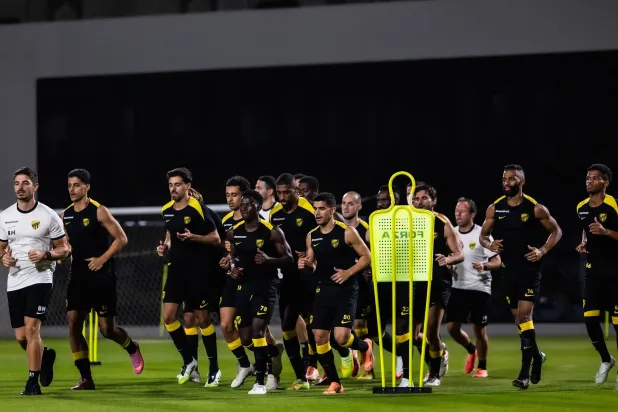 لاعبو الاتحاد خلال تدريباتهم الأخيرة في جدة (نادي الاتحاد)