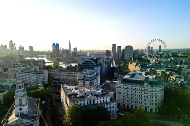 صورة جوية لأفق مدينة لندن (رويترز)