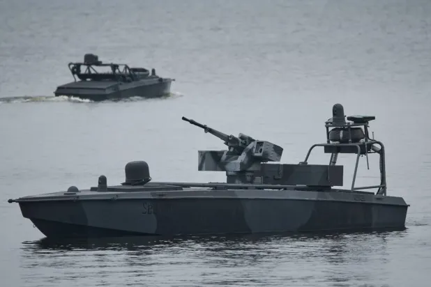 İki Sea Baby insansız deniz aracı, 17 Ekim 2025 (AP)