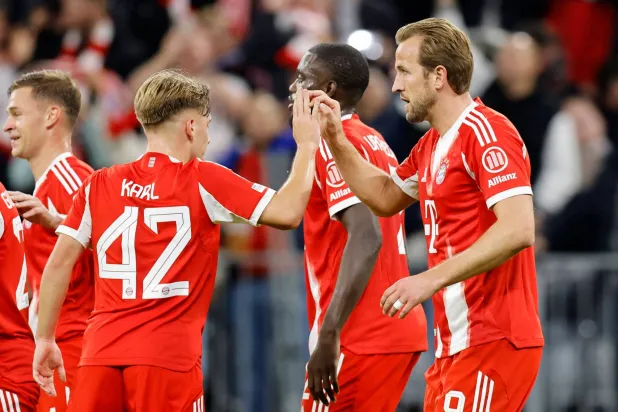 كين محتفلا بالهدف (أ.ف.ب)