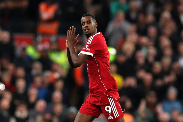 ألكسندر إيزاك (رويترز)