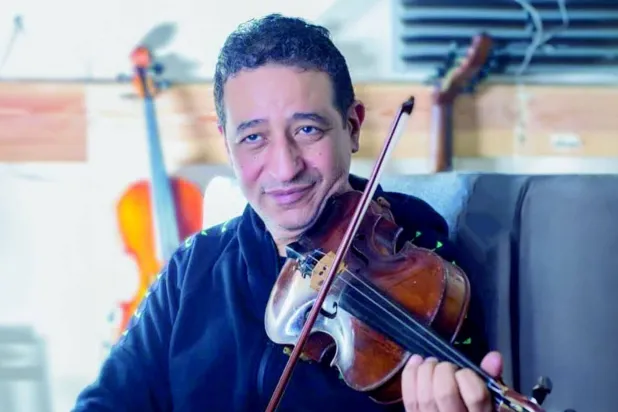 يحيى الموجي لـ«الشرق الأوسط»: رفضت العيش في جلباب أبي