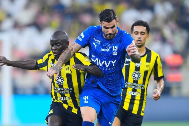 هيرنانديز في صراع مع كانتي (واس)