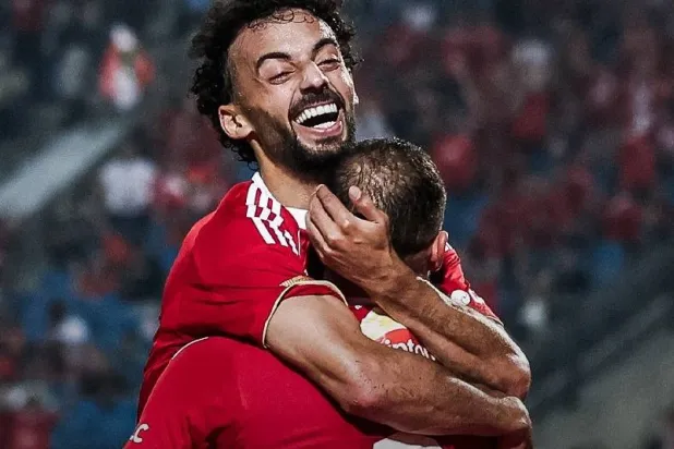 فرحة أهلاوية بهدف الفوز (النادي الأهلي)