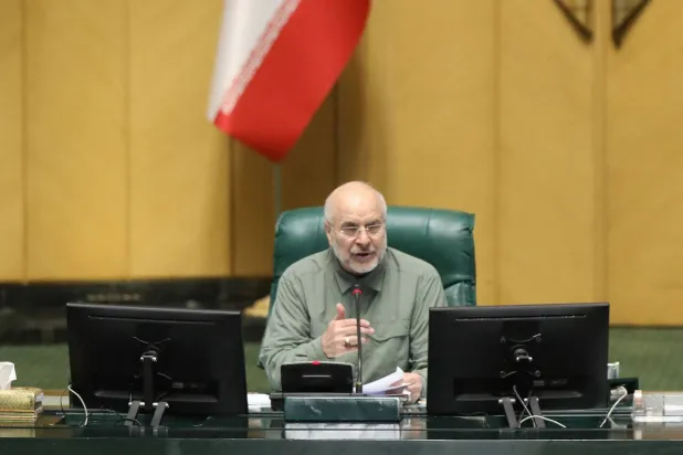 قاليباف يفتتح الجلسات الأسبوعية صباح اليوم الأحد (موقع البرلمان)