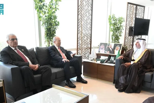 Palestinian Prime Minister Dr. Mohammad Mustafa meets with Advisor at the Royal Court and KSrelief Supervisor General Dr. Abdullah bin Abdulaziz Al Rabeeah at the center's headquarters in Riyadh. (SPA)