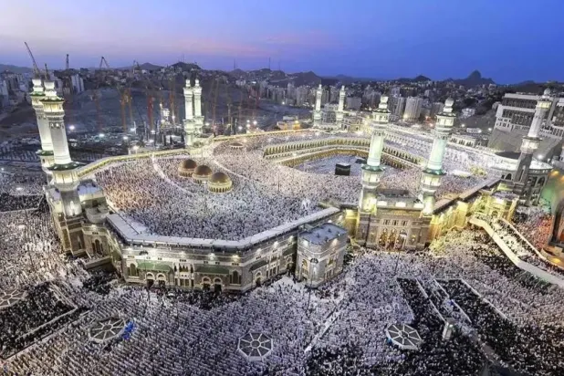 Mescid-i Haram'da bir ayda cemaat sayısı 17,7 milyonu aştı (SPA)