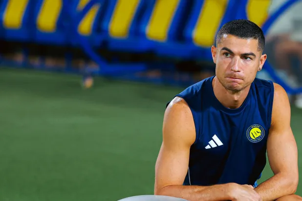 رونالدو في استعداد لمباراة النصر والاتحاد (نادي النصر)