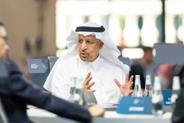 وزير الاستثمار السعودي المهندس خالد الفالح خلال الجلسة الحوارية في مؤتمر «مبادرة مستقبل الاستثمار»... (الشرق الأوسط)