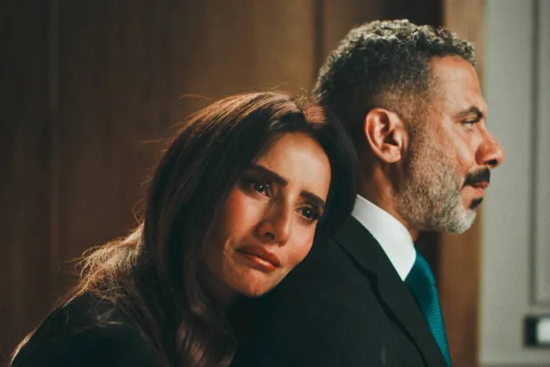 يجمع المسلسل بين محمد فراج وزينة (الشركة المنتجة)