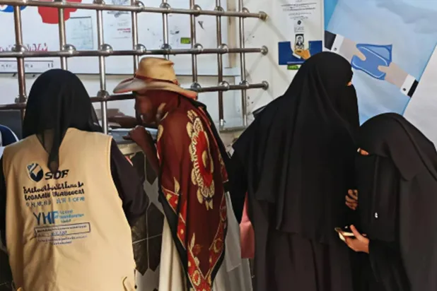الحوثيون تسببوا في حرمان الملايين من المساعدات الطارئة (إعلام محلي)