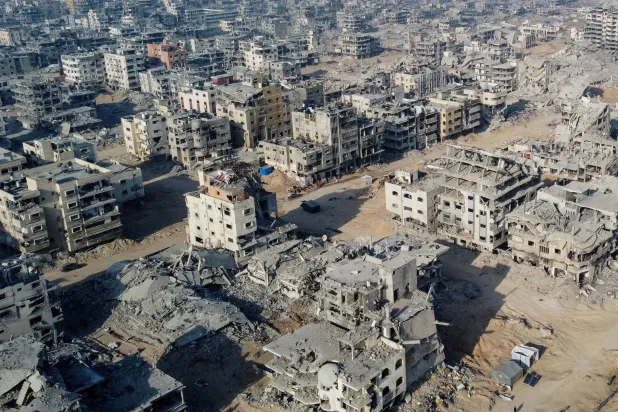 جانب من الدمار جرَّاء الغارات الإسرائيلية على قطاع غزة (رويترز)