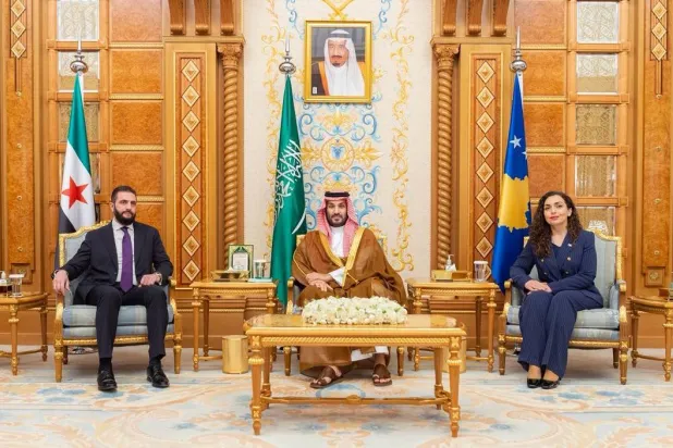 لقاء ثلاثي في الرياض جمع ولي العهد السعودي والرئيس السوري ورئيسة كوسوفو (واس)