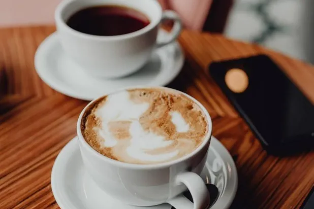 القهوة أم الشاي: أيهما أكثر فائدة للصحة؟