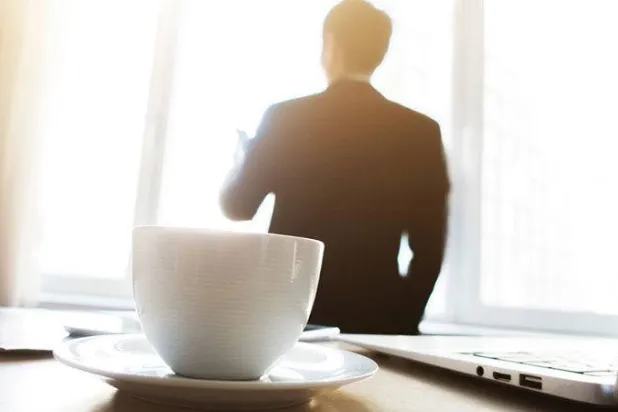 شرب الكاكاو يمكن أن يحمي الرجال الذين لا يمارسون نشاطاً بدنياً من أمراض القلب (رويترز)