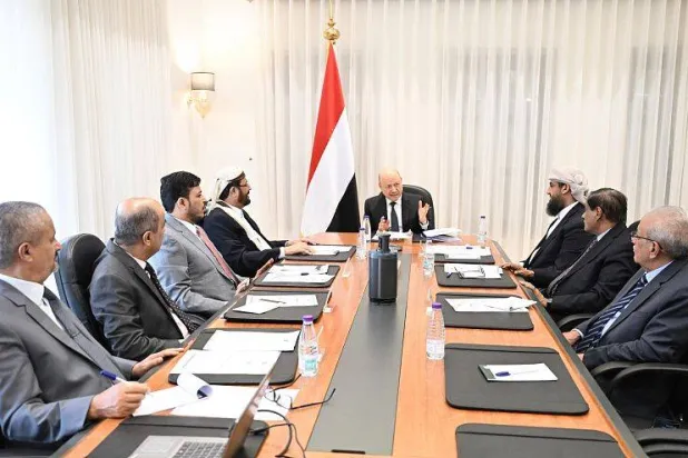 جانب من اجتماع مجلس القيادة الرئاسي اليمني (سبأ) 