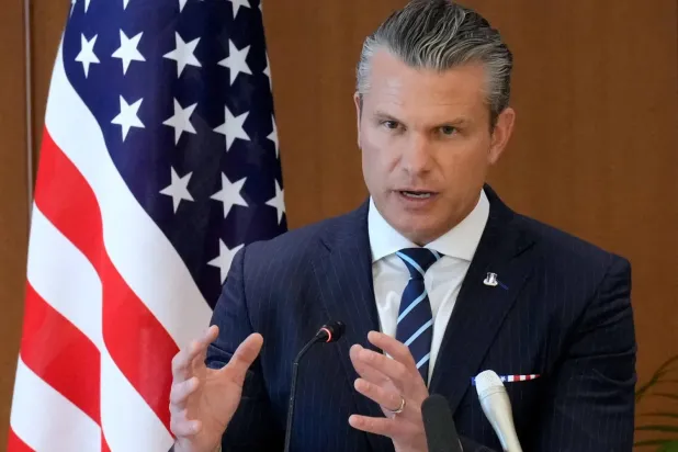 Hegseth, Çinli mevkidaşına Amerika'nın çıkarlarını "şiddetle savunacağı" güvencesini veriyor