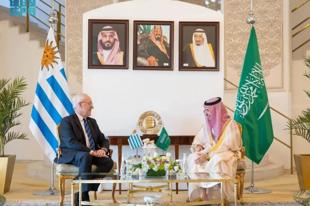 Saudi FM Prince Faisal bin Farhan bin Abdullah met Minister of Foreign Affairs of Uruguay Mario Lubetkin. 
