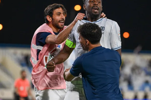 الربيعي محتفلاً بهدفه الثاني (تصوير: علي خمج)