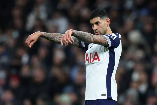كريستيان روميرو لاعب توتنهام هوتسبير (رويترز)