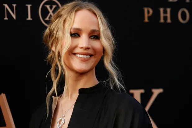 Jennifer Lawrence, basına verdiği eski röportajları "utanç verici" bulduğunu söyledi (Reuters)