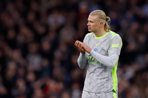 Football - Premier League - Aston Villa v Manchester City - Villa Park, Birmingham, Britain - October 26, 2025 Manchester City's Erling Haaland looks dejected after the match. (Action Images via Reuters)