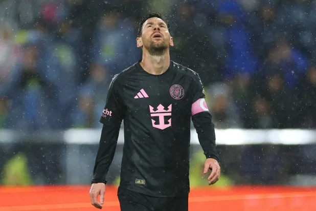 ميسي قلص الفارق لميامي في الدقيقة 90 (أ.ف.ب)