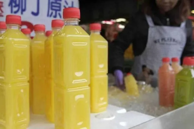 عصائر فاكهة (رويترز)