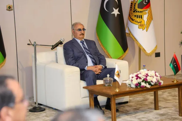 حفتر يؤكد أن قوات الجيش «ستضمن أي اتفاق يجمع الليبيين» (القيادة العامة)