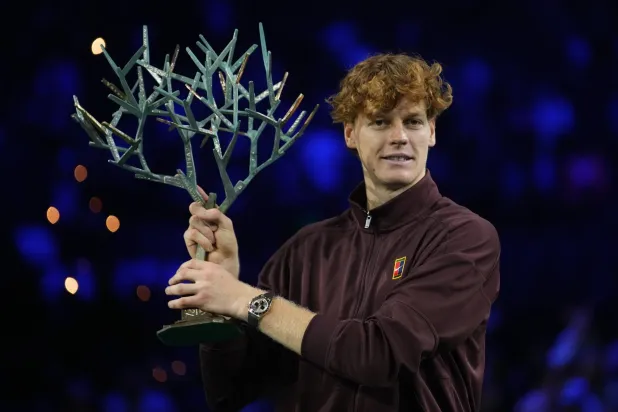 يانيك سينر بطل «ماسترز باريس» بجدارة (أ.ب)