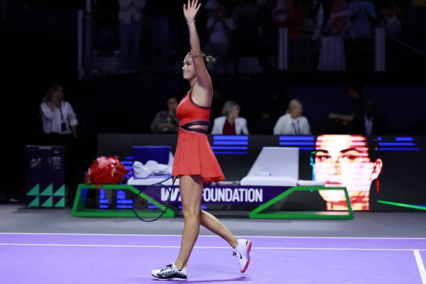 Tennis - WTA Finals - Riyadh - King Saud University Indoor Arena, Riyadh, Saudi Arabia - November 2, 2025 Belarus' Aryna Sabalenka celebrates after winning her round of 16 match against Italy's Jasmine Paolini REUTERS/Stephanie Lecocq