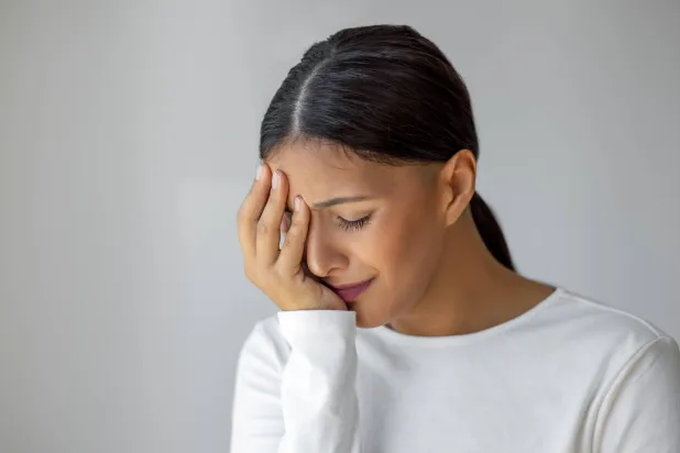 الجينات والالتهابات وراء تراجع أسرع في الذاكرة لدى النساء