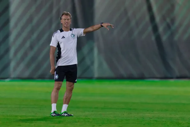 هيرفي رينارد مدرب المنتخب السعودي (الشرق الأوسط) 