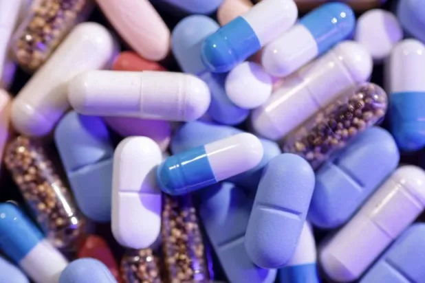 نحو 450 مليون شخص حول العالم يعانون من داء السكري من النوع الثاني (رويترز)