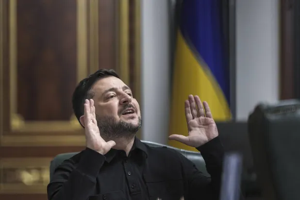 الرئيس الأوكراني فلوديمير زيلينسكي (إ.ب.أ)