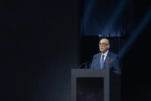 محمد سلماوي يلقي كلمته في معرض الشارقة للكتاب (إدارة المعرض)