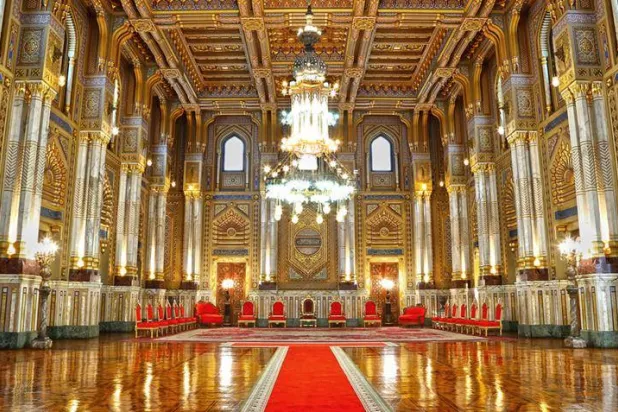 إحدى قاعات قصر عابدين (موقع رئاسة الجمهورية)