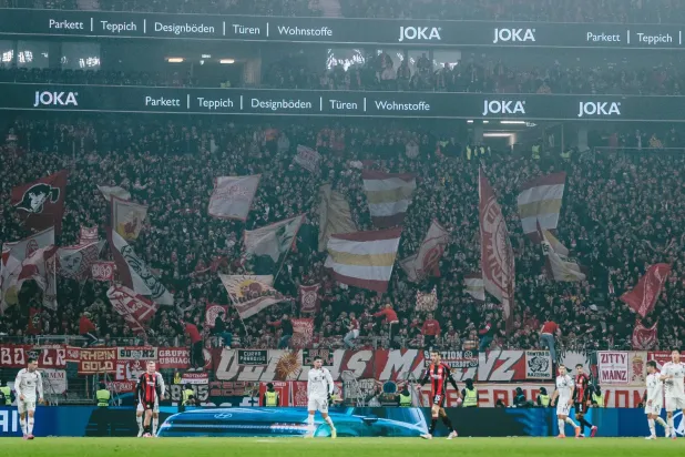 النادي أوضح أن الحادث وقع في محطة القطار الرئيسية (نادي ماينز)