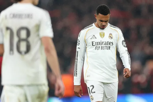 ترينت ألكسندر أرنولد ما زال بعيداً عن مستواه (إ.ب.أ)