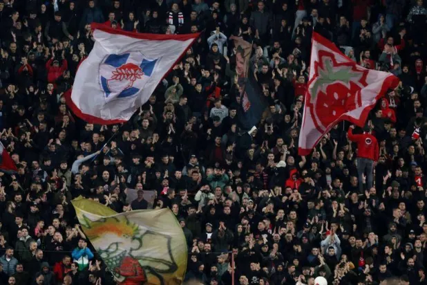 عقوبات على جماهير ليل (ليكيب) 