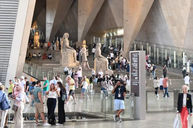 متوسط عدد الزائرين للمتحف الكبير وصل إلى 19 ألف زائر يومياً (وزارة السياحة والآثار)