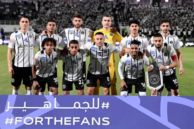 فريق الشباب عانى كثيراً من المشاكل الإدارية (نادي الشباب)