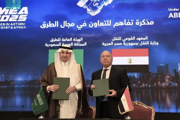 Saudi Arabia and Egypt sign transport cooperation agreement. (SPA)