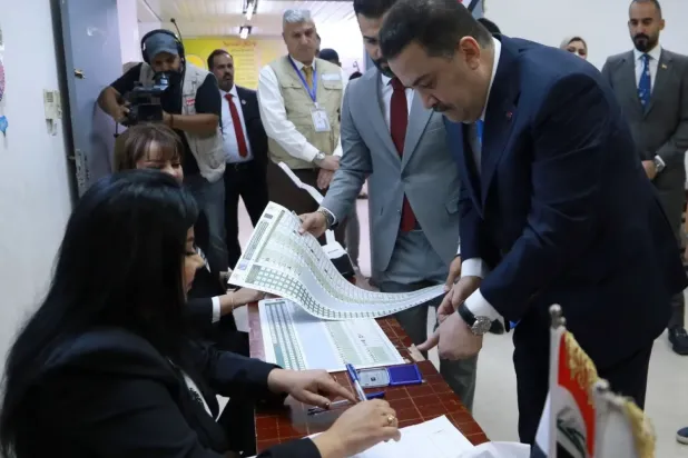 Iraklılar altıncı parlamentolarını seçiyor... İlk saatlerde birçok bölgede katılım oranı değişiklik gösteriyor